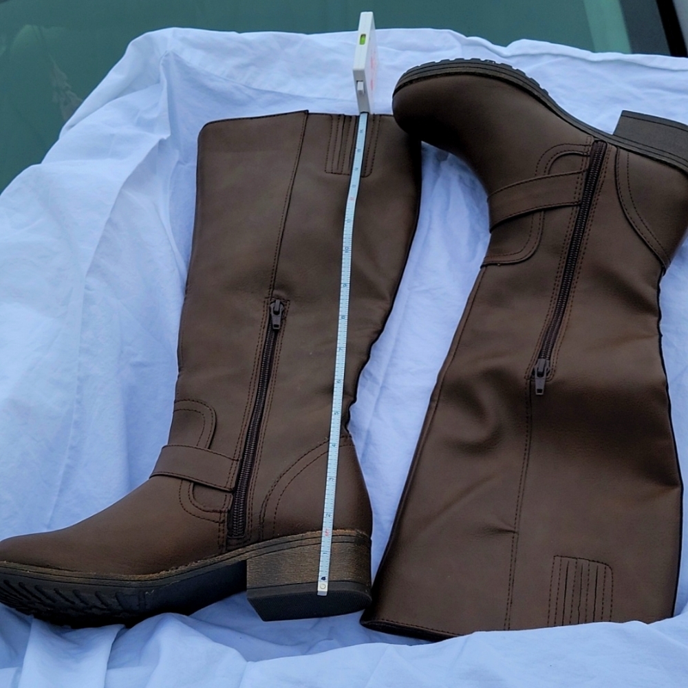 Knee high boots 15.5 inches tall